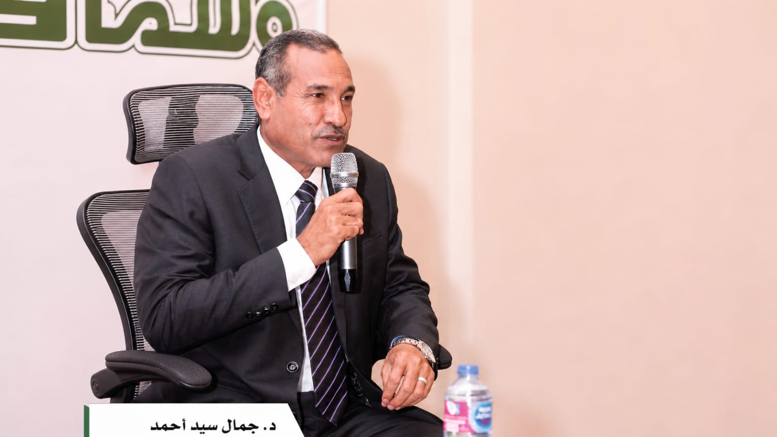 د. جمال سيد أحمد وكيل وزارة الطب البيطرى بأسيوط يُشيد بالمؤتمر كمنصة حقيقية للتنمية