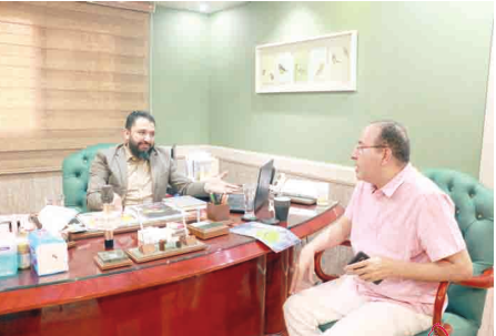 صناعة منتج محلى ينافس المستورد... حوار صحفي مع الدكتور احمد حبش لمجلة عالم الدواجن صناعة منتج محلى ينافس المستورد... حوار صحفي مع الدكتور احمد حبش لمجلة عالم الدواجن